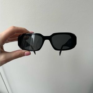 Prada Sculto Reo Irregular Rounded in Black